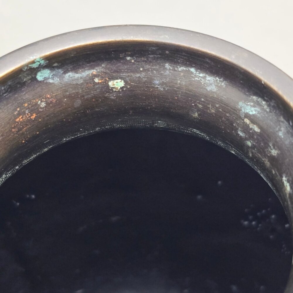 VTG Japanese Bronze Utsubata Ikebana Vase 5.5" Marked Japan Kenzan Insert - Picture 6 of 14